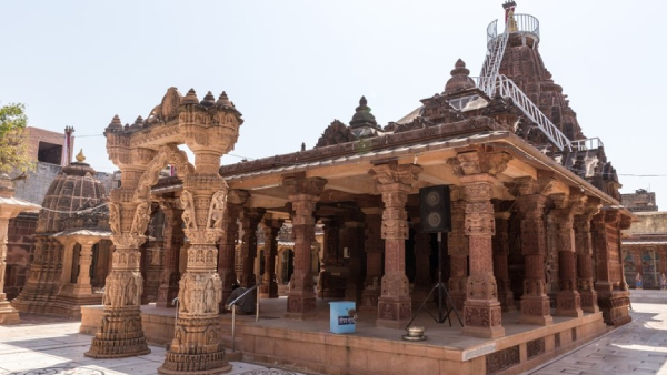 The-Mahavira-Temple-Osian-1-1